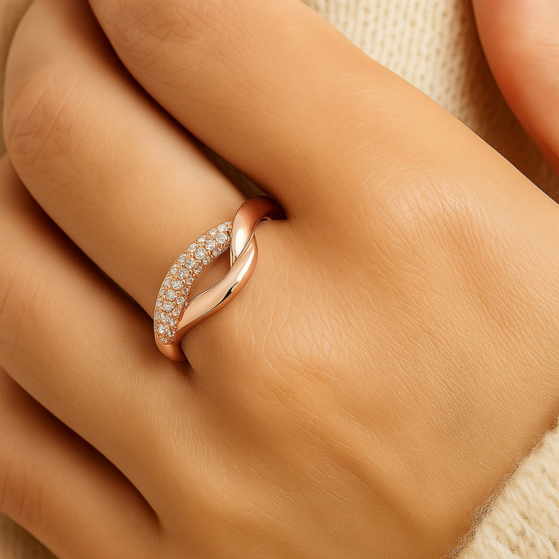 Elegance Ring – 925 Sterling Silver with Rose or Yellow Gold Plating and Zirconia