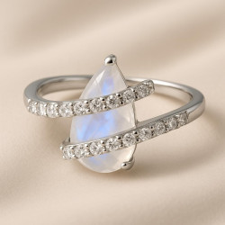 Moon Drop – Opal & Zircon Ring
