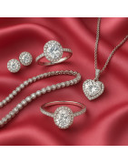 Woman moissanite jewelry